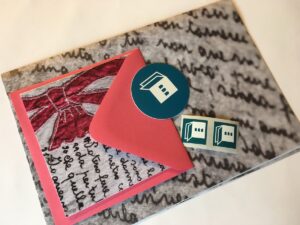 carta e bigliettini per pacchi regalo Clelia